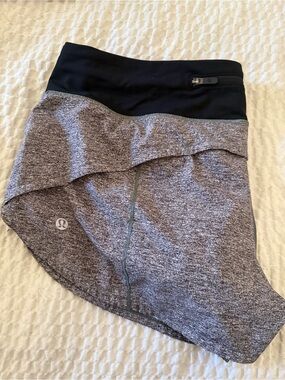 lululemon athletica Gray Heather and Black Athletic Skort